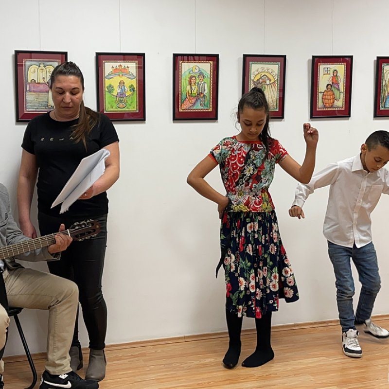 Cigánymesék - Rácz Anikó kiállítása 13